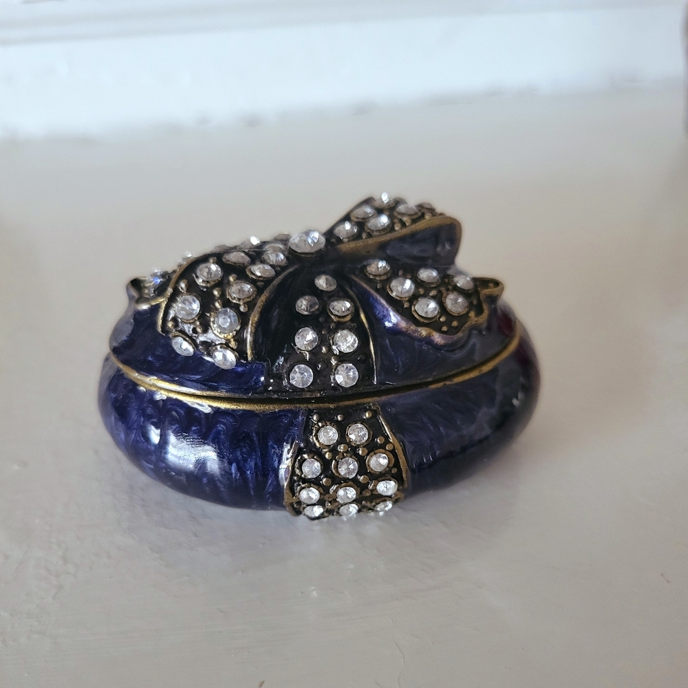 Vintage Ring Box With Rhinestone Bow